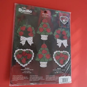 Vintage Bucilla Rose Tree Felt Ornament Kit 84938 6pc Christmas Floral Craft - Picture 1 of 4