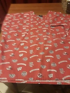 Wisconsin Badgers NCAA Dudz Size XL Medical Scrub Top - Picture 1 of 1
