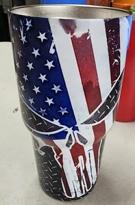 YETI Rambler 30 oz Tumbler Skull Flag Design Stainless Steel New Other No Lid - Picture 1 of 5