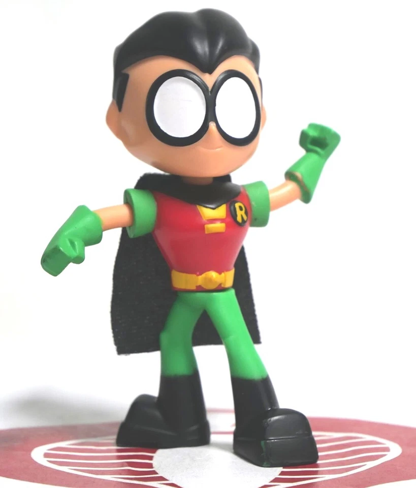 Figura de acción Teen Titans Go Robin 4" McDonald's Happy Meal juguete  Foto 1 de 1