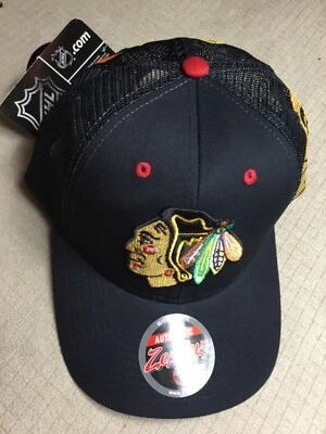 Chicago Blackhawks Logo Screen Play Trucker Black Zephyr SnapBack Hat NWT - Image 1 of 4