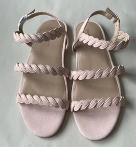 Stuart Weitzman Flat Sandals NWOT 8 - Picture 1 of 6