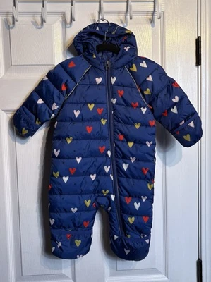 Hanna Andersson insulated full zip snowsuit size 3-6 months Blue hearts - Image 1 of 4