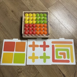 Tablero de botones Lovevery Mosaic de Companion Play Kit 22-24 meses COMPLETO - Imagen 1 de 1