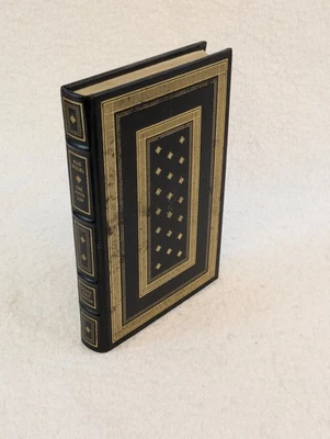 THE FIFTH SON Elie Wiesel SIGNED FIRST EDITION Franklin Library 1985 - Image 1 of 4