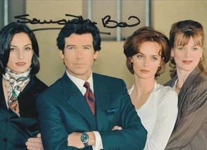 Foto de James Bond de 7x5 pulgadas firmada a mano por Samantha Bond - Imagen 1 de 1