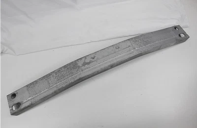 Refuerzo parachoques trasero 52171-0E071 Toyota Highlander 2008-2013 Foto 1 de 4