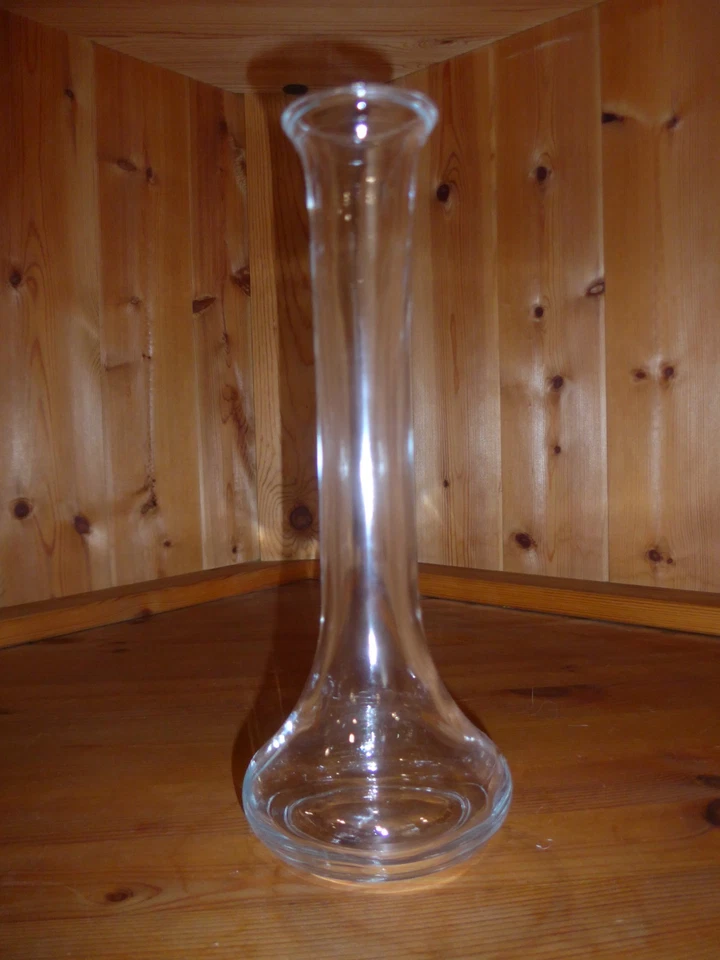Elegante schlanke Blumenvase aus massivem Glas - Bild 1 von 1