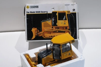 ERTL PRECISION CONSTRUCTION JOHN DEERE 650H DOZER SCALE 1:16 DIECAST 15410 - Image 1 of 4