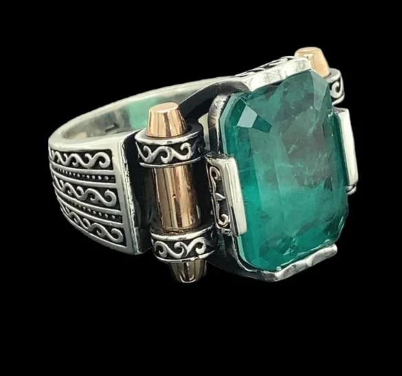 Мужское кольцо из чистого серебра с зеленым турмалином — турецкая бижутерия ручной работы - Изображение 1 из 4