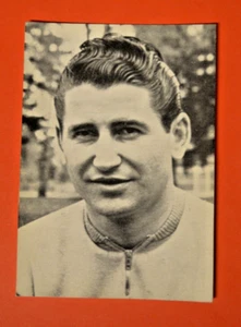 Imágenes deportivas de fútbol De Jonge 1959 - Helmut Rahn RW Essen sin pegar CORTE A MANO raro - Imagen 1 de 2