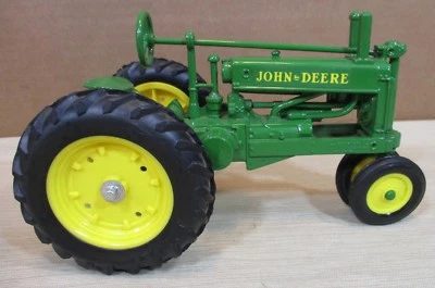 John Deere The Model Diesel Green Farm Tractor Die-Cast 1:16 Made USA NEW - Image 1 of 4