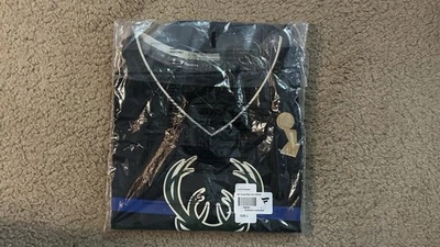 Giannis Ant. Milwaukee Bucks Mens Large Black '21 Finals Fanatics Replica Jersey - Image 1 of 4