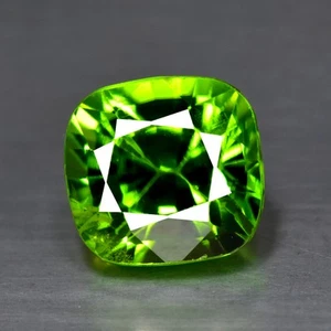 2.26Ct Genuine Sparkles 100% Natural Green Peridot _Pakistan - Picture 1 of 1