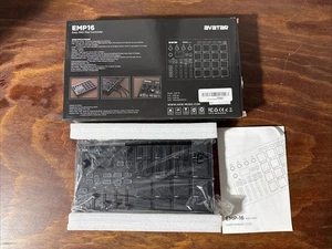 Controlador de almohadilla EMP16 MIDI máquina para hacer ritmos con Bluetooth, velocidad 16 RGB - Imagen 1 de 14