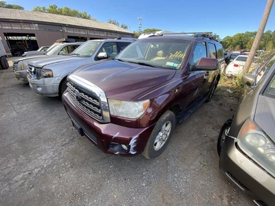 Used Alternator fits: 2008 Toyota Sequoia 4.6L 1URFE engine 180 amp Grade C - Image 1 of 4