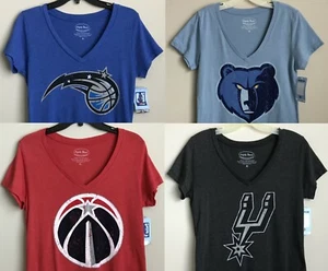 Nueva camiseta femenina de la NBA camiseta de baloncesto Ladies V-neck - CUT SMALL - Pick 1 - Imagen 1 de 24