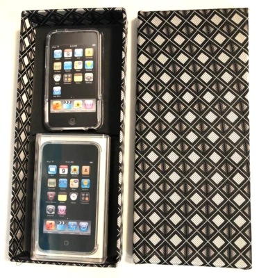 New Sealed Apple iPod Touch 8G MC086LL/A Model A 1288 2nd Generation Silver - Image 1 of 4