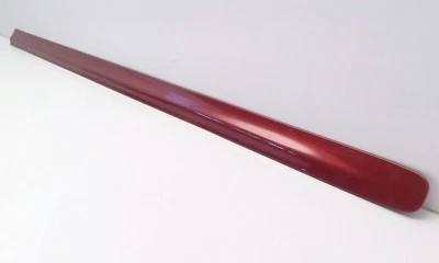 2006-2013 Volvo C70 T5 кузов боковой молдинг правый передний фламенко красный OEM 39812281 - Изображение 1 из 4