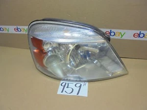 04 05 06 07 Ford Freestar PASSENGER Side Headlight Used front Lamp #959H - Picture 1 of 7