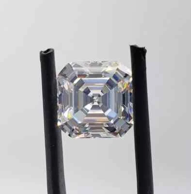 Loose CVD Lab Grown Diamond 5.00 MM Asscher D Color IF Clarity Certified diamond - Image 1 of 4