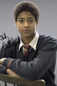 Actors- Alfred Enoch - Hand Signed A4 Photograph - Harry Potter - COA - Picture 1 of 1