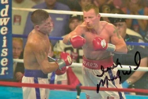 Micky Ward Signed 6x4 Photo Boxing WBU Light Welterweight Genuine Autograph +COA - Picture 1 of 3