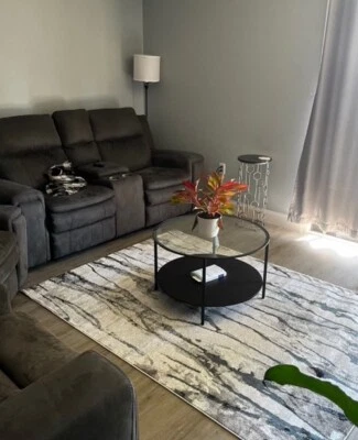 Sofá - Imagem 1 de 2