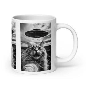 Divertida taza de café de cerámica para amante de los animales geniales OVNI de gato selfie con OVNI extraterrestre - Imagen 1 de 10