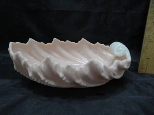 Lenox Pink Leaf Shell Candy Nut Dish USA 2" Tall x 6" Long x 4" Wide - Picture 1 of 6