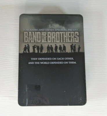 Band of Brothers (DVD,) 6-Disc Set Collector Tin steel book HBO Hanks Spielberg  Foto 1 de 4