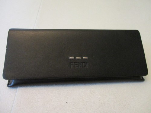 CUSTODIA OCCHIALI DA SOLE FENDI NERI CON TESSUTO IN PELLE SCAMOSCIATA ALL'INTERNO