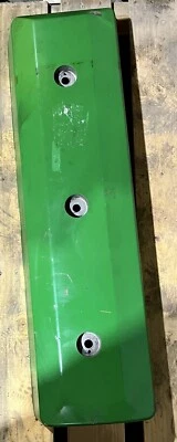 约翰迪尔 6125 发动机阀盖 R505450 — 第 1/4 张图片