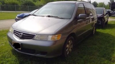 Alfombra gris Honda Odyssey 2002 02 63414 Foto 1 de 4