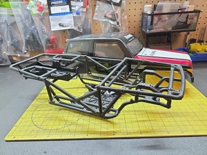 Axial Wraith Chopped Chassis Spawn Body 2.2 - Picture 1 of 10