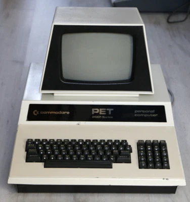 Commodore CBM PET 2001, große Tastatur, #FUNKTIONSFÄHIG# - Bild 1 von 4