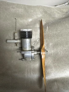 Ohlsson & Rice sideport .60 cubic inch (10cc)  With Prop - Picture 1 of 4