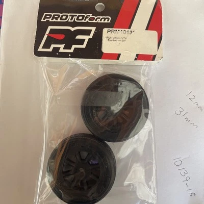 Pair of 1/10 Protoform 1013918 VTA Rear Tire 31mm Mounted Black Wheels - Image 1 of 4