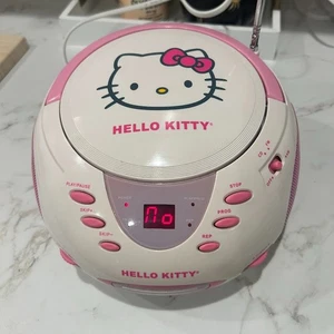 Reproductor de CD Y2K Hello Kitty Radio AM/FM De Colección Boombox AUX Rosa Blanco Sanrio 2012 - Imagen 1 de 8