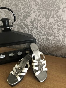 Las mejores ofertas en Sandalias Made in Italy para Mujeres | eBay