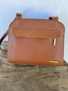 Liz Claiborne Pequeño Marrón Bolso de Mano Bolso de Hombro Cartera Vintage Forrado Latón ¡LIMPIO!! - Imagen 1 de 12