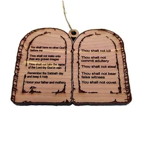 10 Commandments - Cedar Ornament - Picture 1 of 4