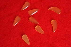 PROFESSIONAL NANOMATERIAL GUZHENG FINGER PICK - 專業古箏納米材料指甲 - Picture 1 of 1