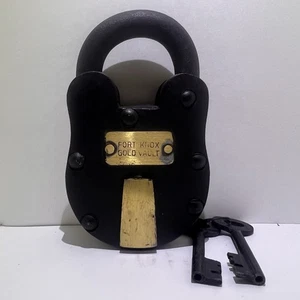 Fort Knox Gold Vault Heavy Duty Cast Iron Padlock With Two Skeleton Keys - Picture 1 of 11
