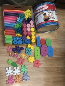 Hasbro Classic Tinkertoy Construction Set 2004 Toys R Us 350 Piece Lot - Picture 1 of 9
