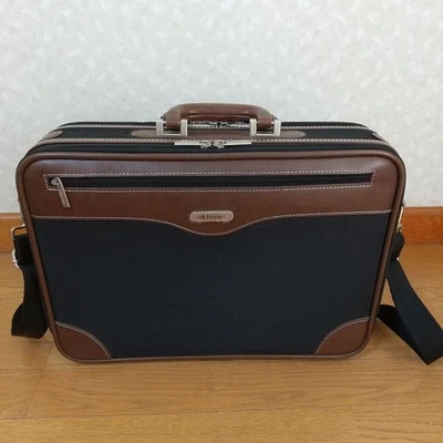 Hanes 3-Way Business Bag Black New Lightweight Travel Briefcase Backpack - Image 1 of 4