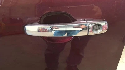 Used Front Left Exterior Door Handle fits: 2015 Buick Enclave front chrome Front — 第 1/4 张图片