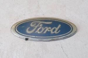 Vintage FORD monogram emblem badge sign car old automobile vtg USA #5 - Imagen 1 de 2