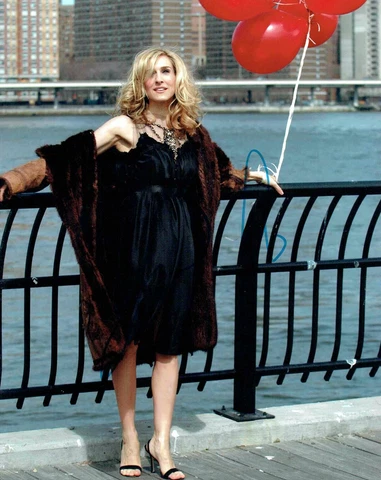 Sarah Jessica PARKER Carrie BRADSHAW Signed Sex in the City Photo AFTAL RD COA Cover