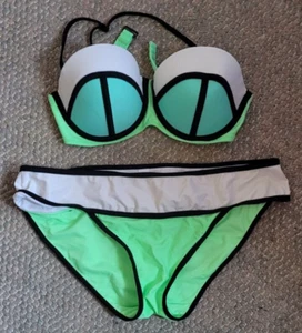 Women's 2 Piece Bathing Suit Rue21 XL Bottoms L Top Swimming Sunbathing - Picture 1 of 8